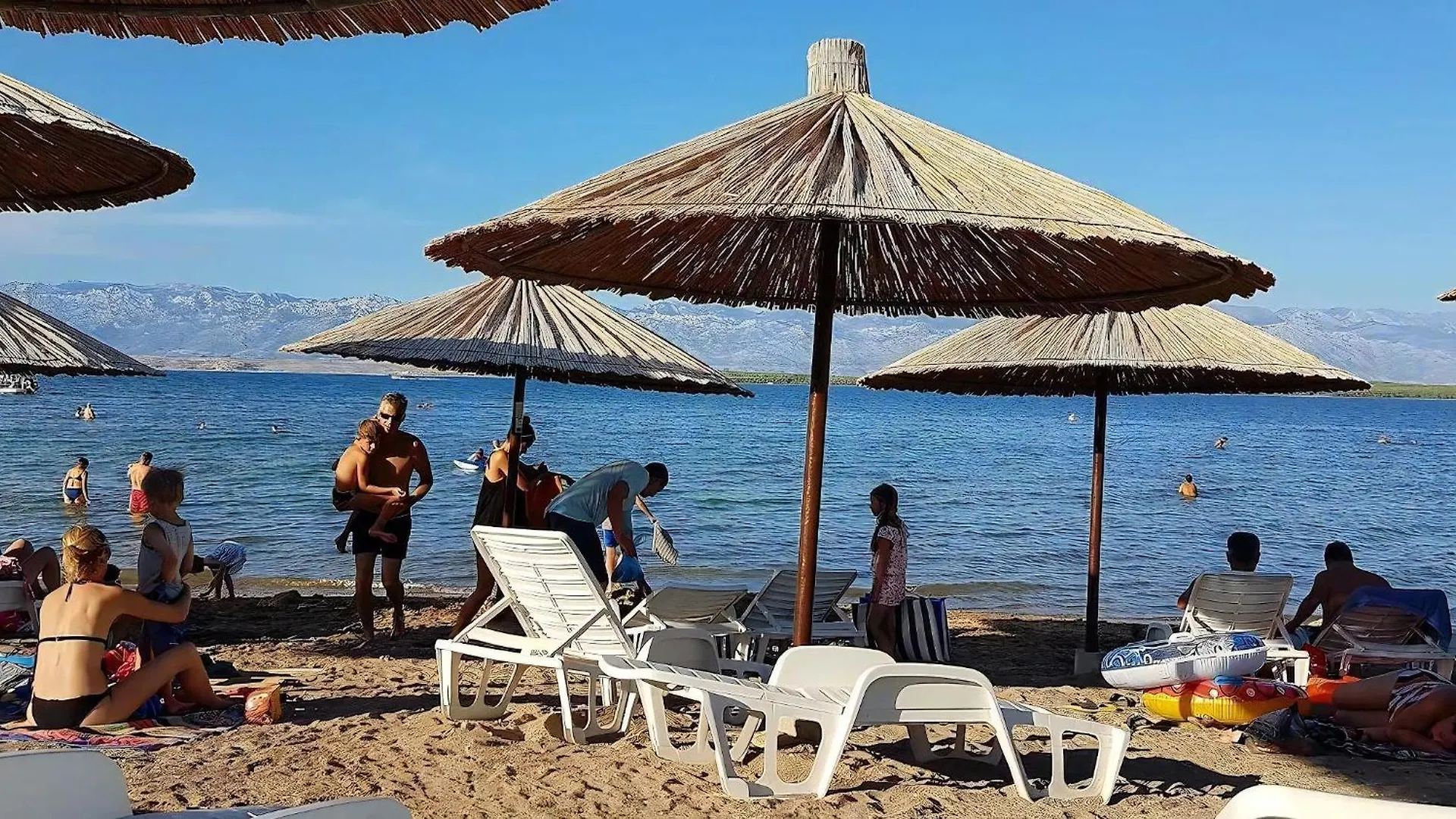 Komfortable Wohnung In Der Naehe Des Sandstrandes ニン クロアチア