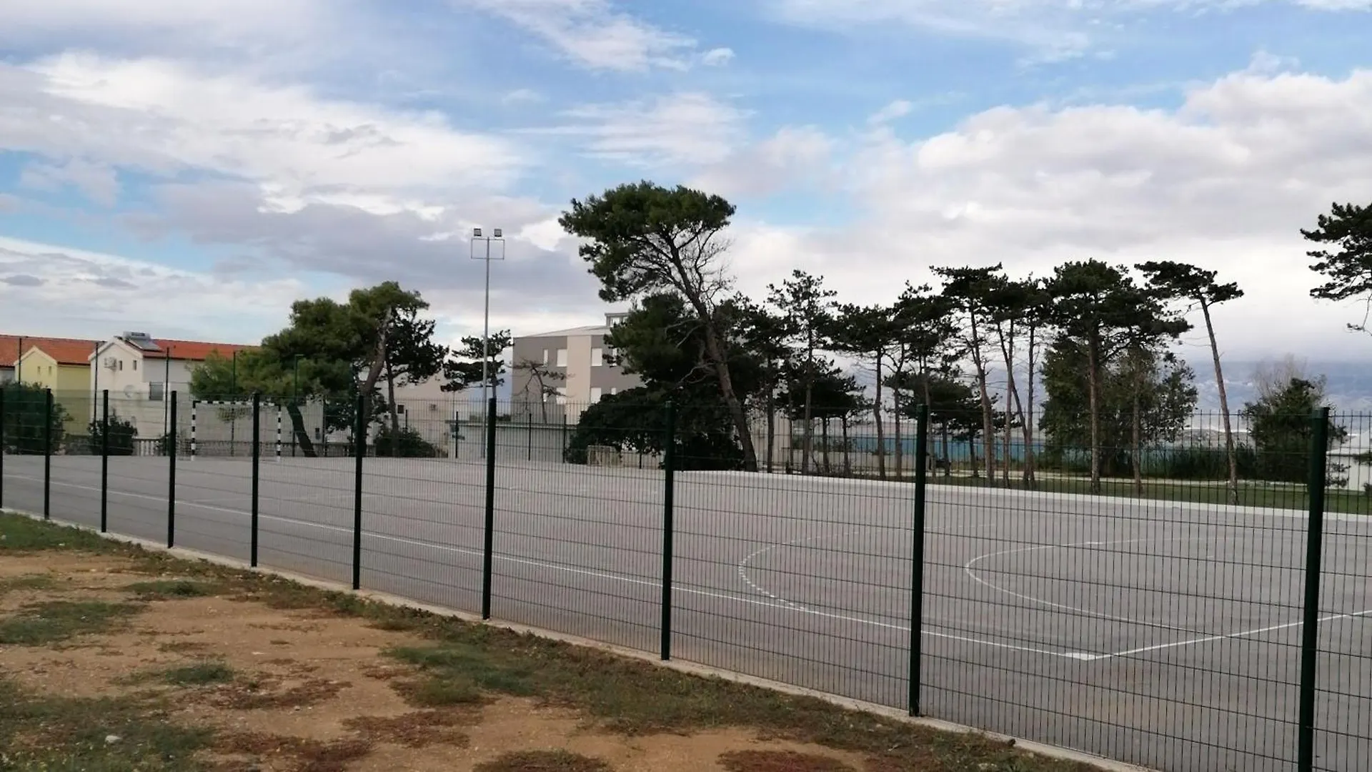 アパート Komfortable Wohnung In Der Naehe Des Sandstrandes ニン